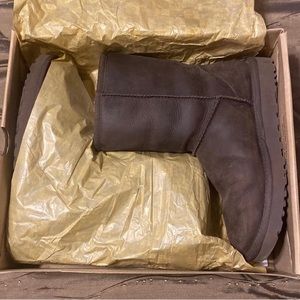 UGG Classic Short Boot Boots BOMBER BROWN